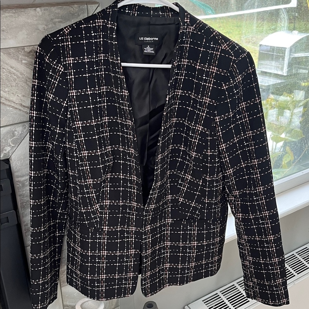 NWOT Liz Claiborne Women's Black Blazer with White Grid Pattern